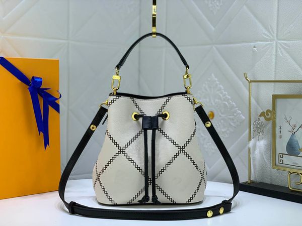

women's handbag bucket bag