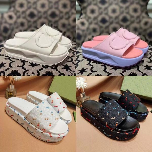 

2022 new style slippers sandal sliders macaron thick bottom non-slip soft bottom fashion g house slipper women wear beach flip-flops, Black