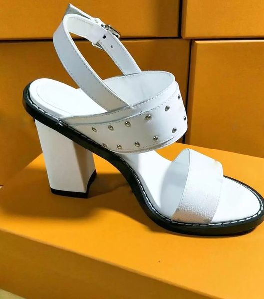 

2022 slope with the ladies sandals summer korean version comfortable fashion wild diamond rough high-heeled high heels35-41, Black