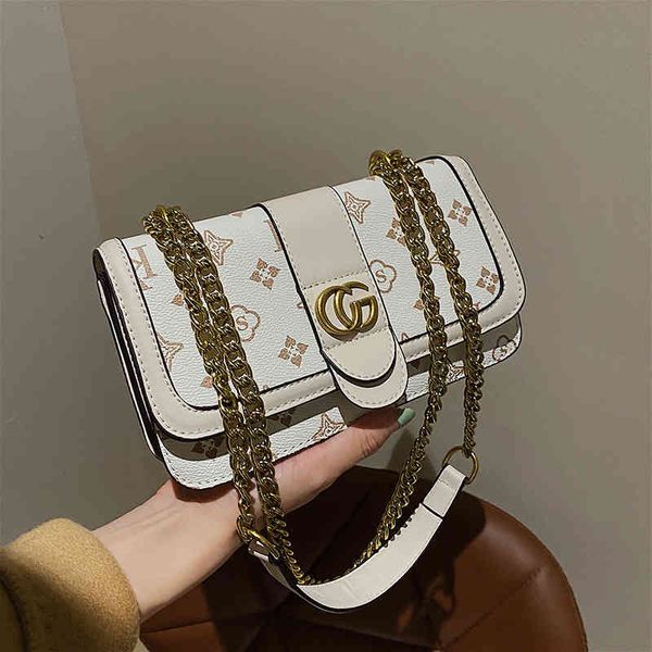 

65% outlet online sales chain printed single shoulder armpit small square hand autumn and winter korean messenger bag