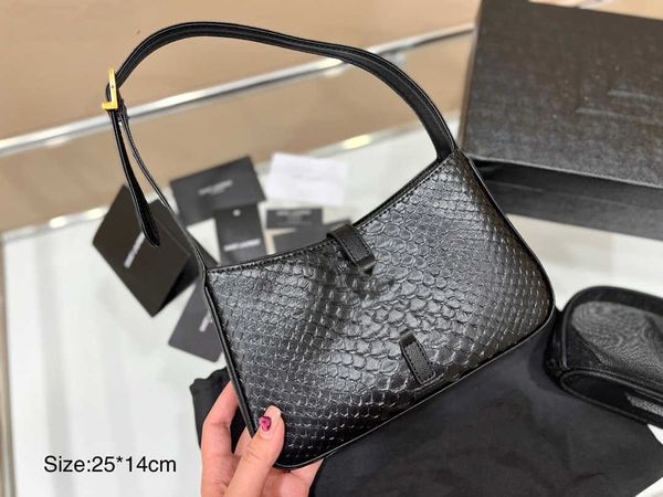 

ladies classic folding box underarm bag one shoulder portable fashion lightweight versatile fashion design