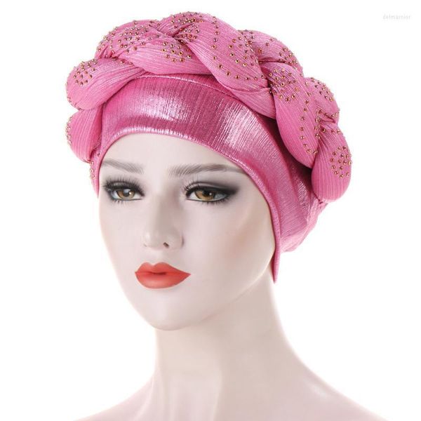 Beanie/Skull Caps Moda europea e americana Esagerata bellezza Striscia Strass Treccia spessa Spugna Torsione Foulard Cappello Delm22