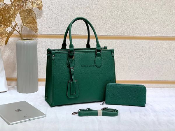 

2022 fashion monochrome series women's leather metal lettering logo handbag shoulder bag multi-color optional handbag with pouch