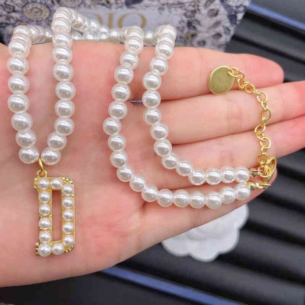 

outlet new letter pearl necklace women's high light luxury style versatile personalized hand jewelry usxf, Golden;silver