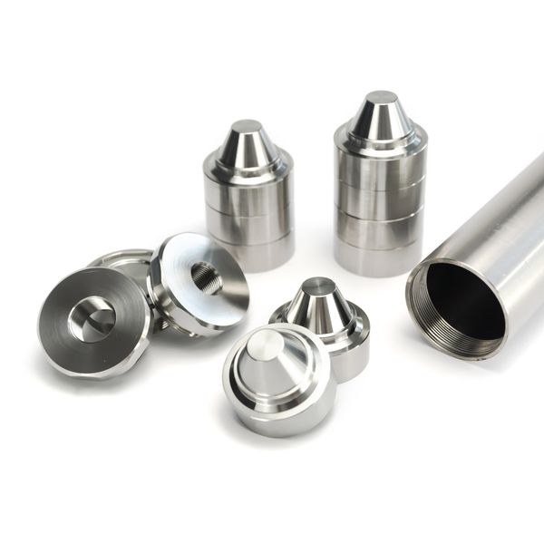 

1.5"od 7.8''l napa 4003 fuel filter 1/2x28 and 5/8x24 titanium solvent trap 1.375x24 tube 9pcs skirted cone cups built in spa