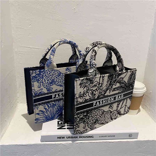 

personality 2022 new fashion large capacity foreign style single shoulder bag women's simple summer printed handbag