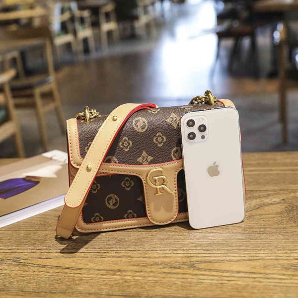 

fashion trend new ladies luxury brand designer bag wholesale minority style letter printing square contrast color single shoulder women'