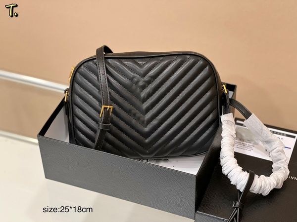 

2022 designer shoulder bag women's solid v-tassel camera bag size 25cm