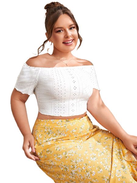 

plus eyelet embroidery off shoulder crop tee p0ge#, Black