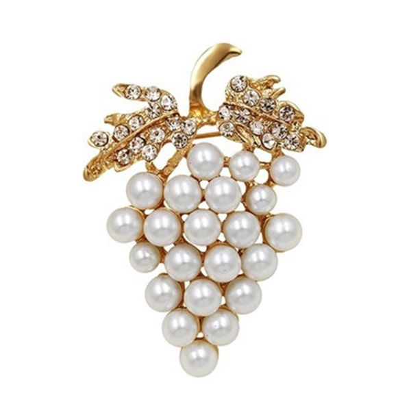 Versione coreana moda spilla di perle di cristallo rosso uva per le donne spille di diamanti in lega spille abbigliamento gioielli accessori sfusi