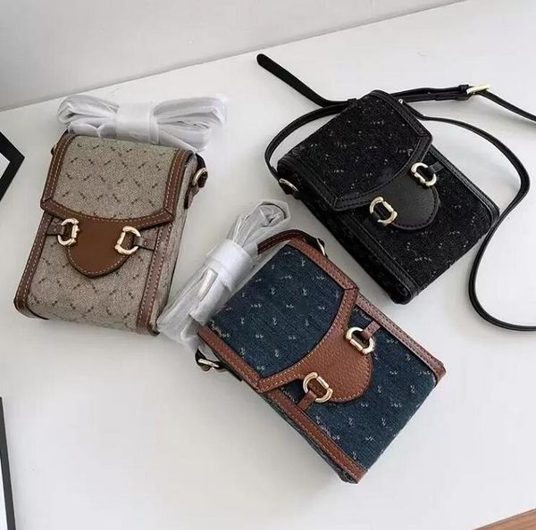 Bolsas de ombro clássicas femininas bolsas de ombro designer de marca de luxo carta impressão carteira bolsa de telefone móvel tricolor moda mensageiro bolsa feminina lazer carteiras flip