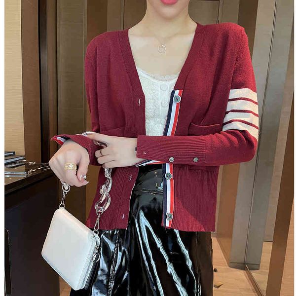 

women's sweaters bottoms women's autumn winter red year sweater short knitted cardigan jacket um4i, White;black
