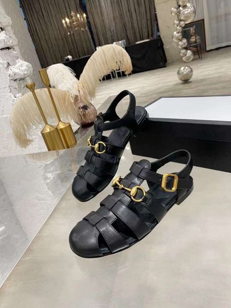 Sandali da donna di marca Sandali da spiaggia in vera pelle Calzature da ufficio Italia Scarpe casual Taglia 35-41