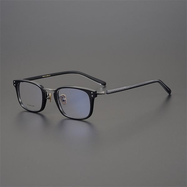 

80% off stores online pure titanium hawksbill color spectacle frame imported from japan. men can be equipped with anti blue light lens frame, White;black