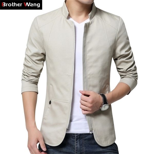 Chaqueta casual de los hombres de primavera Moda Herramientas Algodón Lavado Slim Fit Arroz Abrigo blanco Ropa de marca masculina 201127