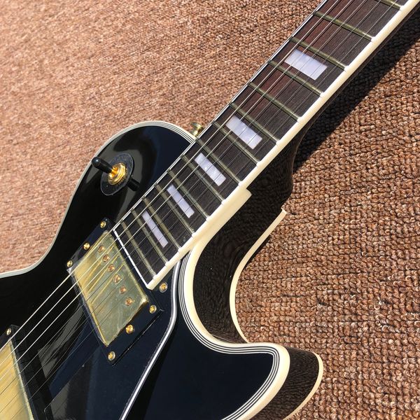 

rosewood fingerboard,gold hardware,white binding,high quality