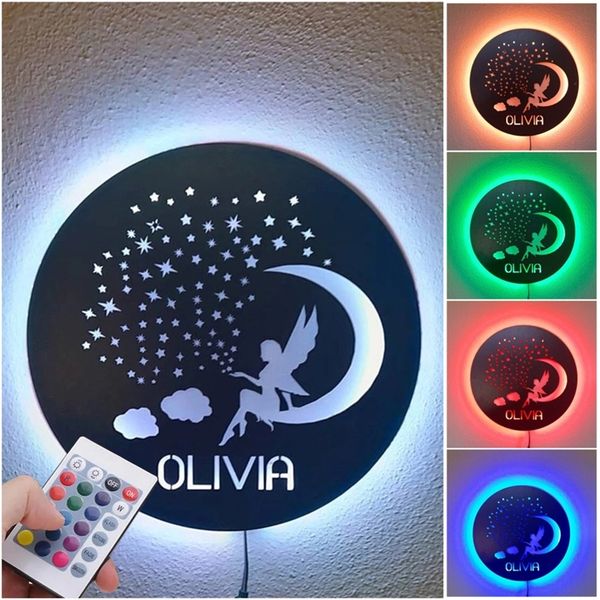 Gepersonaliseerde Fairy op de maan LED-nachtlampje Aangepaste naam Houten wandlamp voor kinderen Meisjes Jongens Geschenken Home Decor Verstelbaar licht 220623