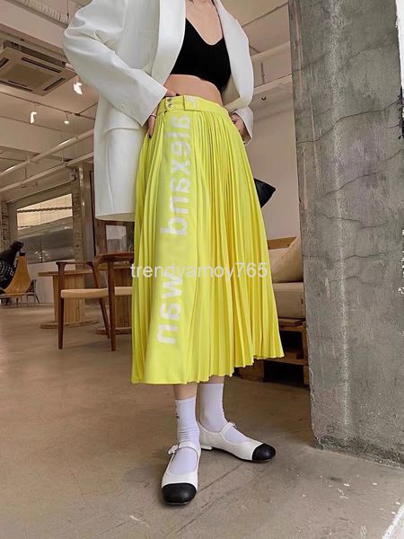 

two piece dress aw king waist letter embroidery heavy industry pleated skirt spring and summer side printing, White