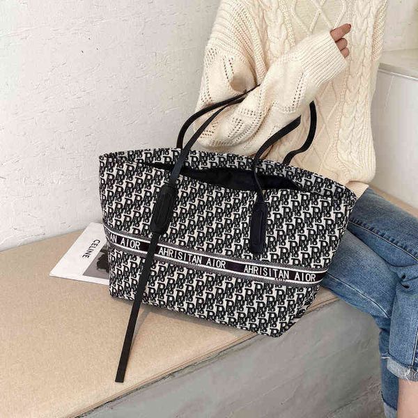 

50% off online clearance star same style net red bag 2022 new korean fashion canvas shoulder high capacity women's tote bag