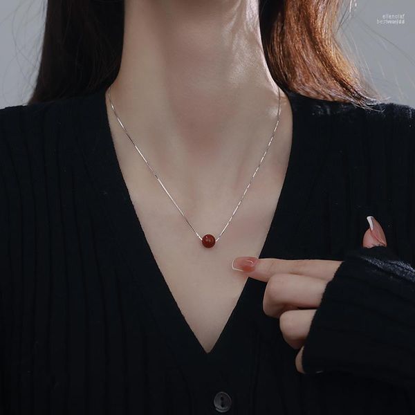 Colares de pingentes de pingente simples colar de prata vermelha feminino cinnabar luxuoso lanchone de luxo Cadeia de clavícula requintada por atacado Elle22
