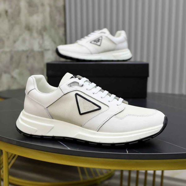 Nuove scarpe da ginnastica Prax 1 di alta qualità Scarpe da uomo Triangolo bianco Suola in gomma con suola Scarpe da ginnastica all'aperto Stringate Skateboard Comfort Jogging Scarpa da passeggio nera EU38-46