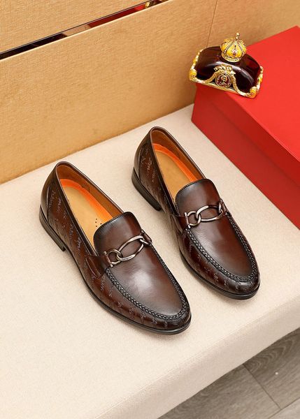 

2022 mens wedding business party dress shoes classic slip on casual walking loafers men brand designer fashion flats size 38-45, Black