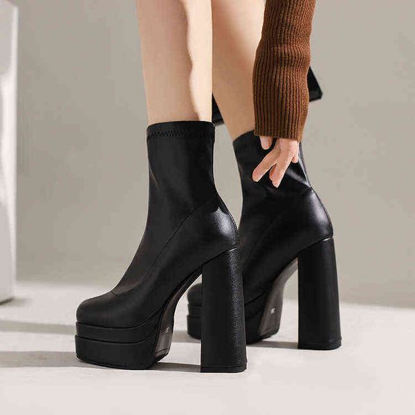 

2022 spring and autumn new thick heel thick soled waterproof platform elastic boots middle tube boots large women's boots fashion women, Black