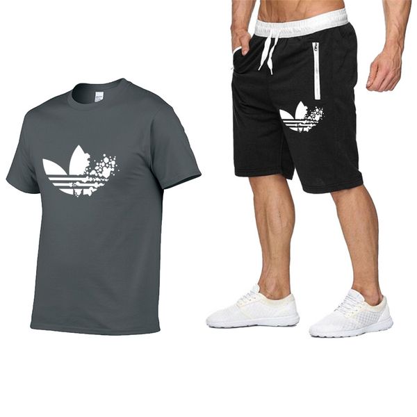 

2022 men's sportswear men's sports suit fashion design cotton t-shirt + pants 2 piece set, Gray