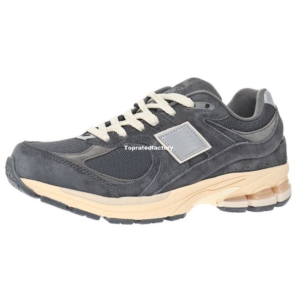 

2002r black dark grey sports shoe for men m2002r sneakers mens suede running shoes women leather training womens trainers m2002rho, White;red