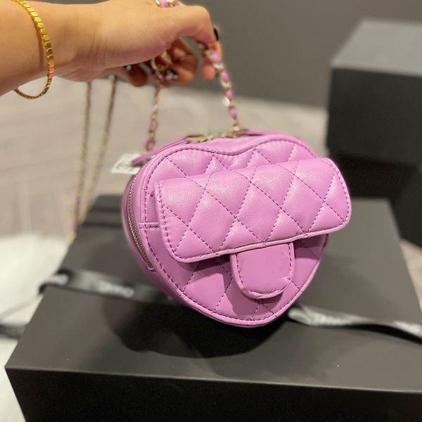 22Ss France Designer Heart Love Style Сумки Стеганая цепочка Matelasse Crossbody Плечо Золотая фурнитура Mini Outdoor Sacoche Симпатичные косметические роскошные сумки 14CM