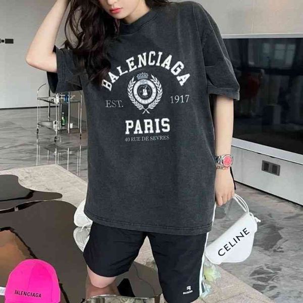 

designer clothes 2022 bal t shirt 2022b spring and summer washing old cracked letters short sleeved t-shirts for men women are the same fash, White;black