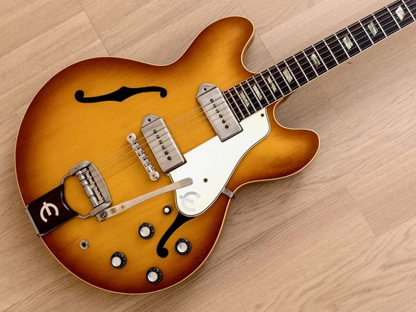 

casino vintage electric guitar, royal tan w/ trem-o-tone