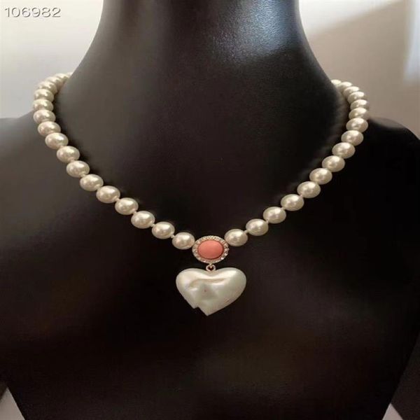 

luxury brand logo pendant necklace white heart pearl charm beads chain short for designer women jewelry311n, Silver