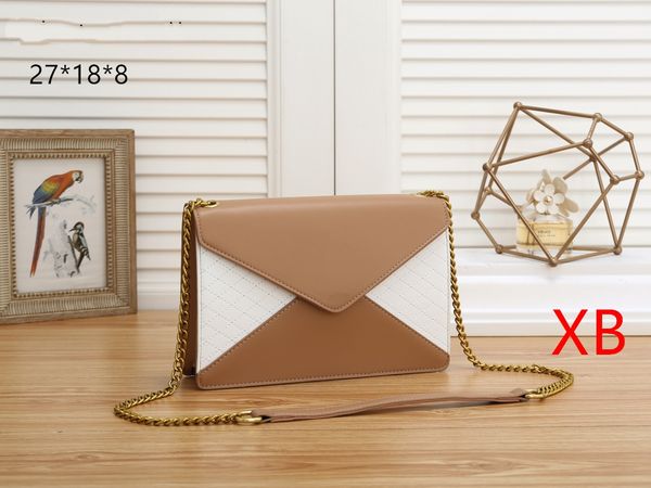 

2022 men luxurys designers bags waist father fashion male pochette purses tote metal crossbody leather chain wallet beautiful old flower cla