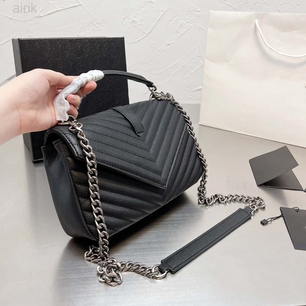 

classic chain cross body shoulder bags black leather v pattern large capacity womens envelope bag built in zipper pocket designer ladies