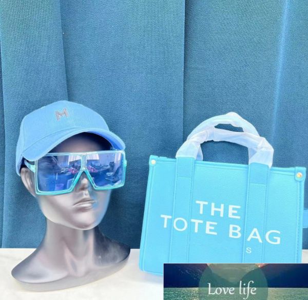 

three-piece bucket hat and peaked cap tote bag with logo shoulder bag multi colors messenger bags totes logo