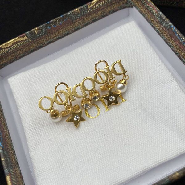 

factory retail and wholesale dijia new letter pendant star pearl earrings female d brass metal earrings, Golden