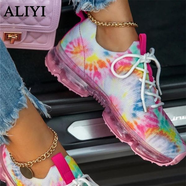 

sneakers wanita musim semi baru warna campuran kain peregangan wanita renda kasual sepatu vulkanis 43 sepatu olahraga berukuran besar, Black