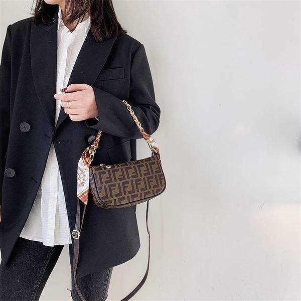 

cross carry small fashionable old women's underarm versatile one red envelope 45% off sell online