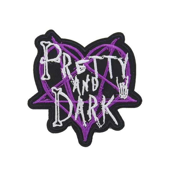 Nähen Vorstellungen hübsches und dunkles Herz Stickereiflecken Punk -Eiseneisen auf Patch für Kleidungsjacke
