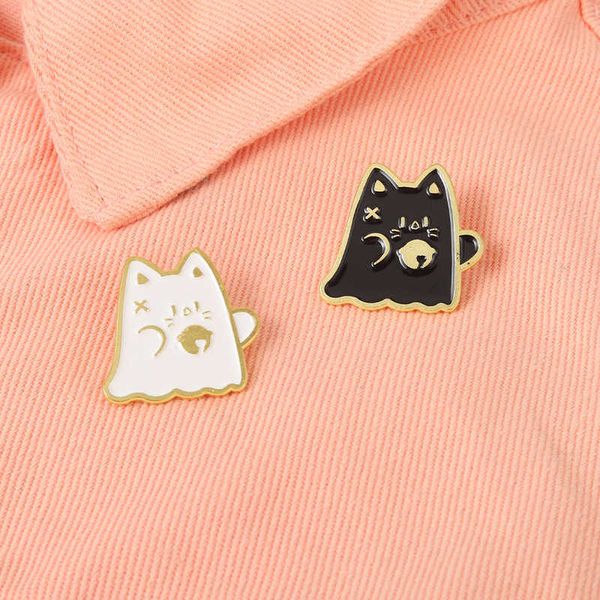 

lovely couple student brooch black and white ghost cat bell metal badge clothing bag pin scarves buckle, Gray