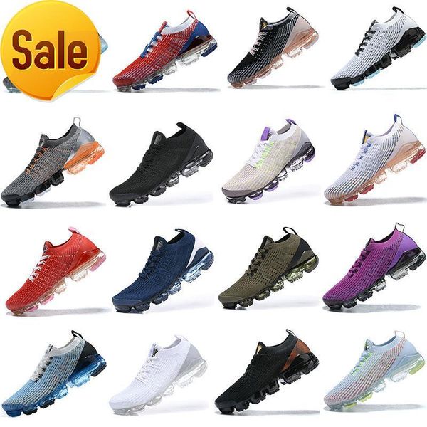 

2022 women's men's running shoes triple black designer men women sneakers white red trainers zapatos eur 36-45