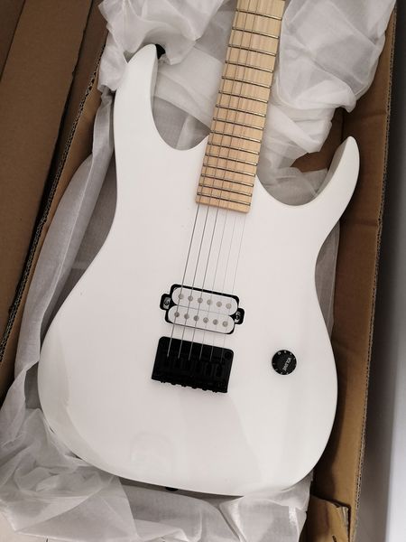 

6 strings white electric guitar with 24 frets maple fretboard
