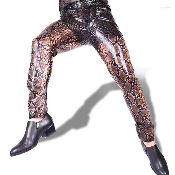 Мужские брюки сексуальные мужчины плюс размер змеиной кожи высокий эеластичный карандаш Смотрите сквозь глянцевые брюки сцен