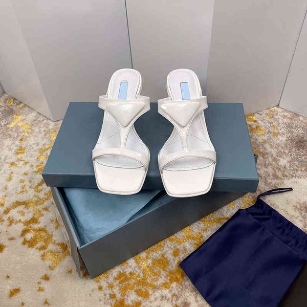 Slippers Slides Designer feminino Fashion Fashion Toe High Heels Sandálias Casual Home Hotel Outdoor Beach Shoes 220810