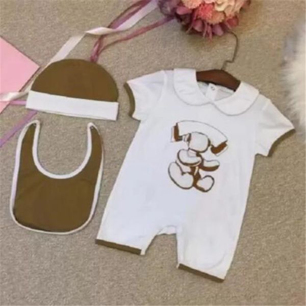 Yenidoğan Bebek Romper + Bib + Şapka 3 adet Setleri Bebek Yürüyor Pamuk Kısa Kollu Onesies Tek Parça Tulumlar Yaz Çocuk Erkek Kız Tasarım Giysileri