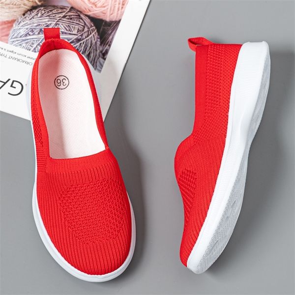 Yaz Kadın Ayakkabı Örgü Çorap Kadın Spor Ayakkabıları Hafif Düz Spor Ayakkabılarında Kayıyor Plus Boyut Boyutları 220812