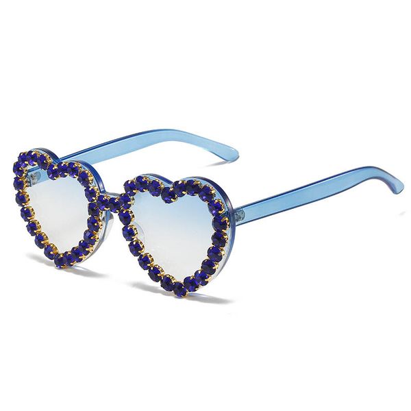 

novelty inlaid rhinestones frame stylistic one-piece sunglasses fashion women hearts sun glasses wholesale, White;black