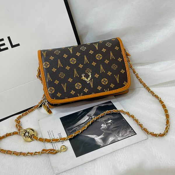 

western style women one-shoulder shoppingbag fashion luxury brand 2022 trend fashion messenger chain portable small crossbody ba