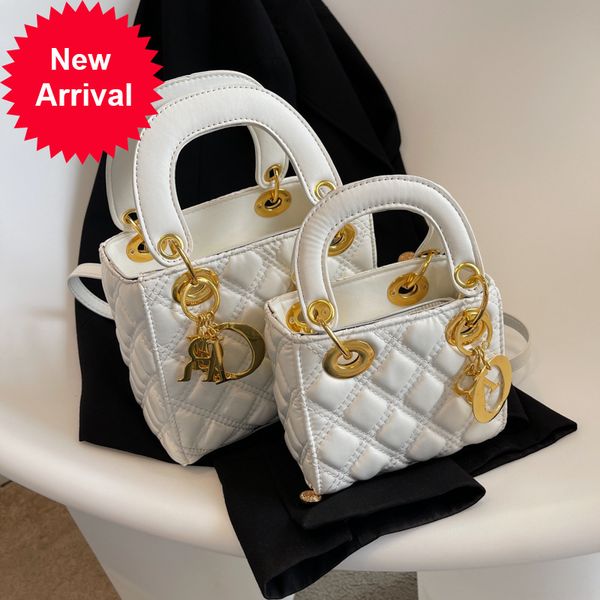 

tide brand wholesale design female 2022 new portable princess of single diagonal fashion trend shoulder crossbody bags